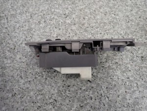 TOYOTA YARIS II 06- PANEL SZYB PRZEDNI LEWY 4/5 MINIATURA