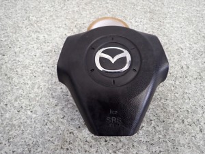 MAZDA 3 BK 03-07 PODUSZKA KIEROWNICY