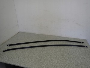 SUZUKI IGNIS 3d 00-03 LISTWA DACHOWA LEWA LUB PRAWA 4/6 MINIATURA