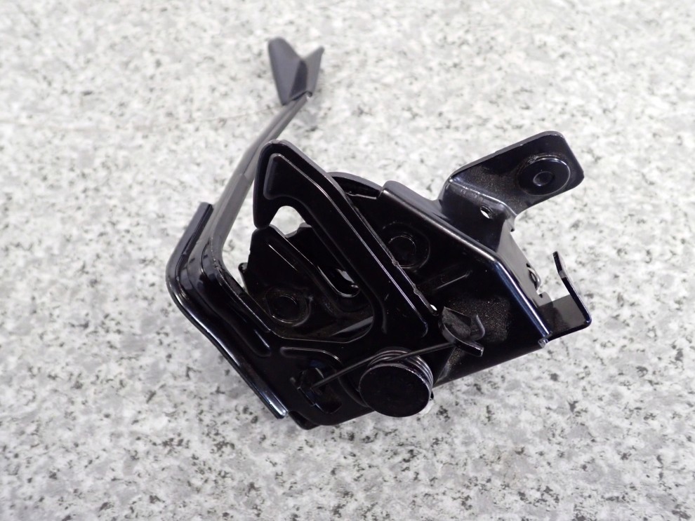 HYUNDAI IX20 10-19 ZAMEK MASKI 5/6