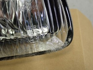 MAZDA 323 BA F 94-98 LAMPA PRZEDNIA PRAWA REFLEKTOR 4/8 MINIATURA
