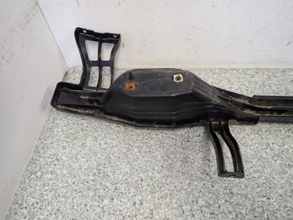 KIA PICANTO 08-10 BELKA ZDERZAKA TYŁ 9/10
