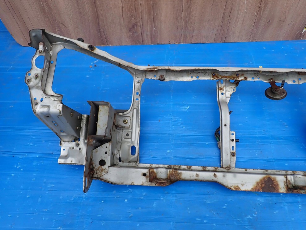 MAZDA PREMACY 99-05 PAS PRZEDNI WZMOCNIENIE CZOŁOWE 9/10