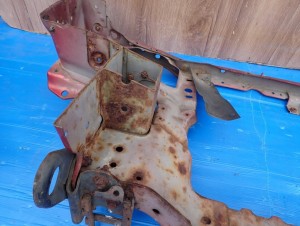 NISSAN ALMERA N15 95- PAS PRZEDNI WZMOCNIENIE CZOŁOWE 8/10 MINIATURA