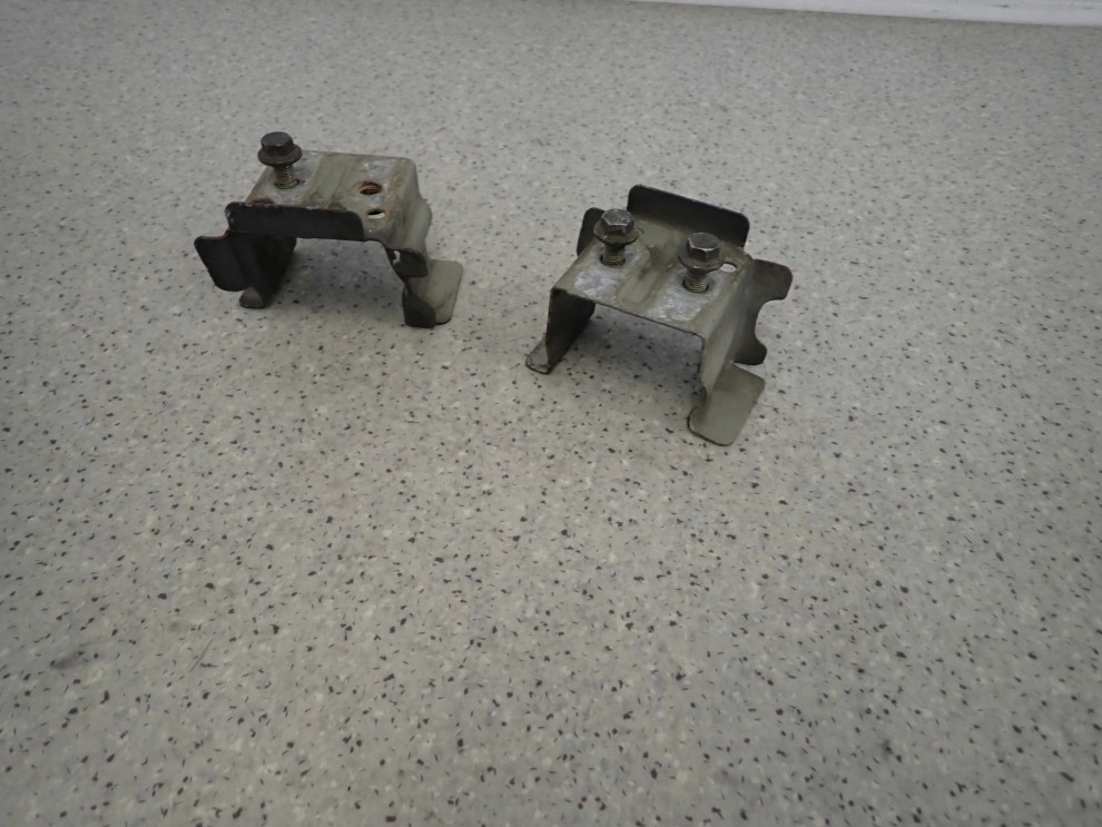 NISSAN PRIMERA P12 02-07 WSPORNIK ZDERZAKA PRZÓD LEWY I PRAWY 1/6