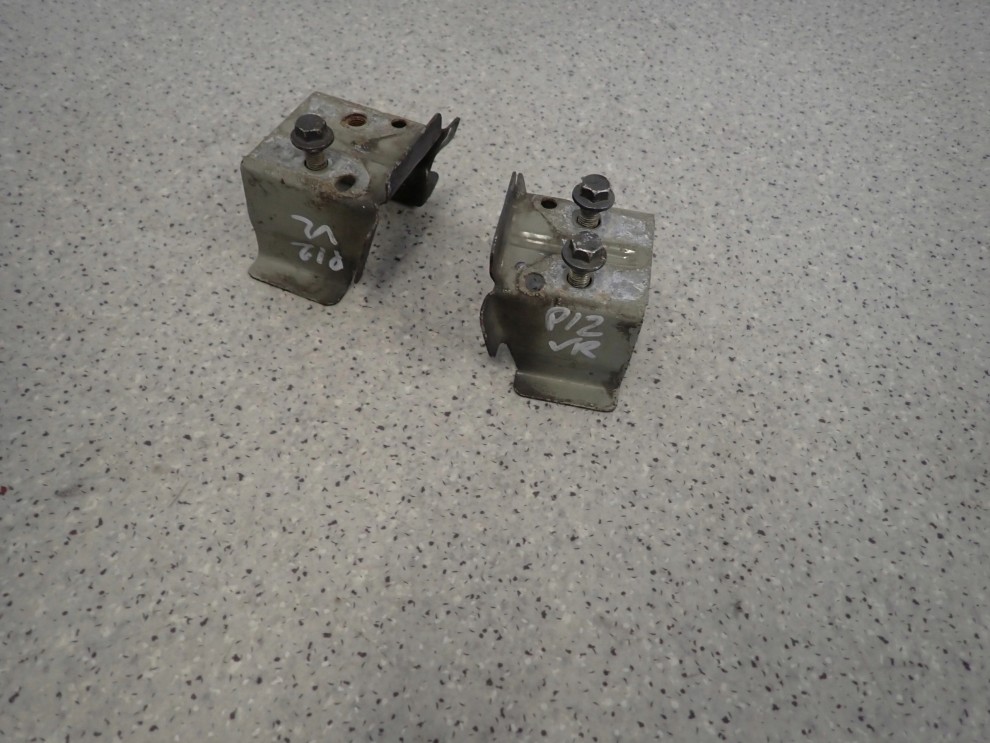 NISSAN PRIMERA P12 02-07 WSPORNIK ZDERZAKA PRZÓD LEWY I PRAWY 2/6