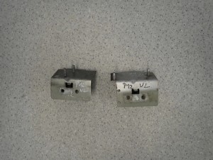 NISSAN PRIMERA P12 02-07 WSPORNIK ZDERZAKA PRZÓD LEWY I PRAWY 2/8 MINIATURA