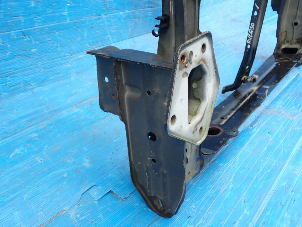 TOYOTA AVENSIS VERSO 01- PAS PRZEDNI 11/16