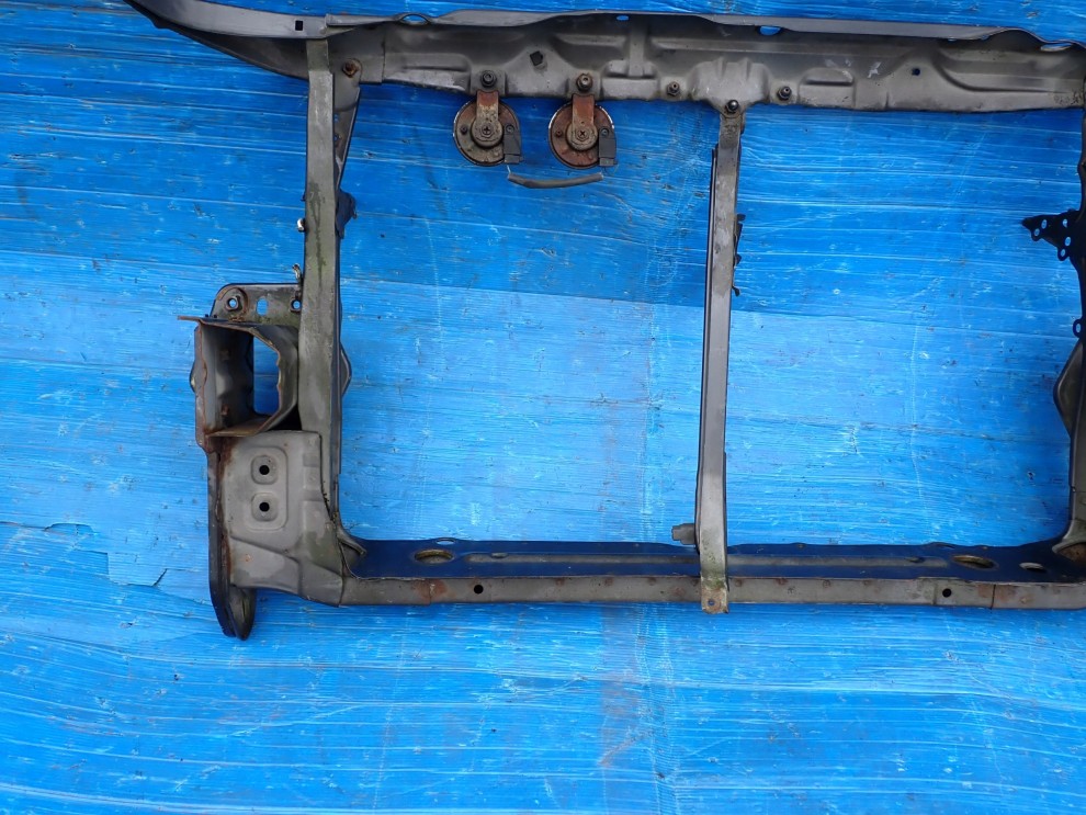 TOYOTA AVENSIS VERSO 01- PAS PRZEDNI 13/16