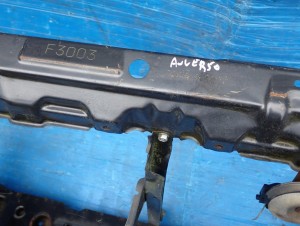 TOYOTA AVENSIS VERSO 01- PAS PRZEDNI 7/16 MINIATURA