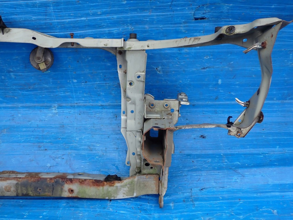 TOYOTA AVENSIS T25 02- PAS PRZEDNI WZMOCNIENIE CZOŁOWE 9/11