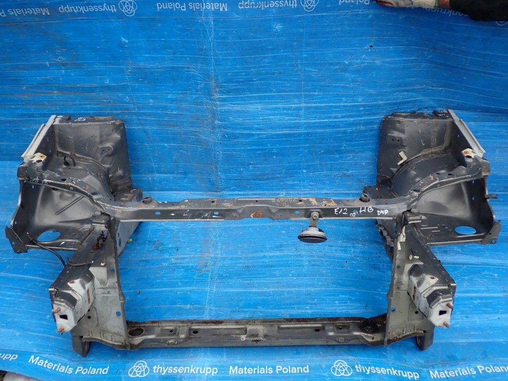 TOYOTA COROLLA E12 HB 02-04 PAS PRZEDNI WZMOCNIENIE CZOŁOWE PODŁUŻNICE 1/10