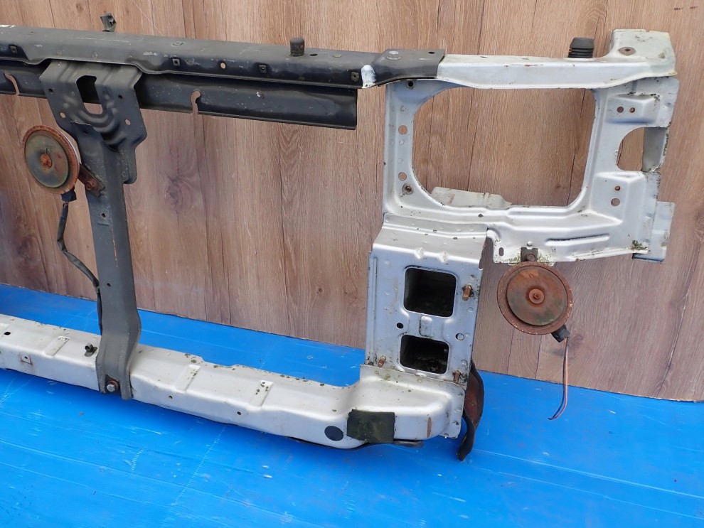 HYUNDAI TRAJET PAS PRZEDNI 6/11