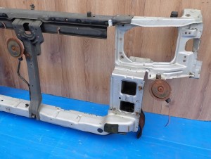 HYUNDAI TRAJET PAS PRZEDNI 6/11 MINIATURA