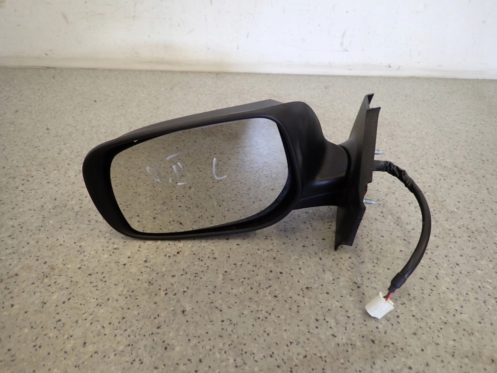 TOYOTA YARIS II 06-11 LUSTERKO LEWE EUROPA 5 PINÓW 1/5