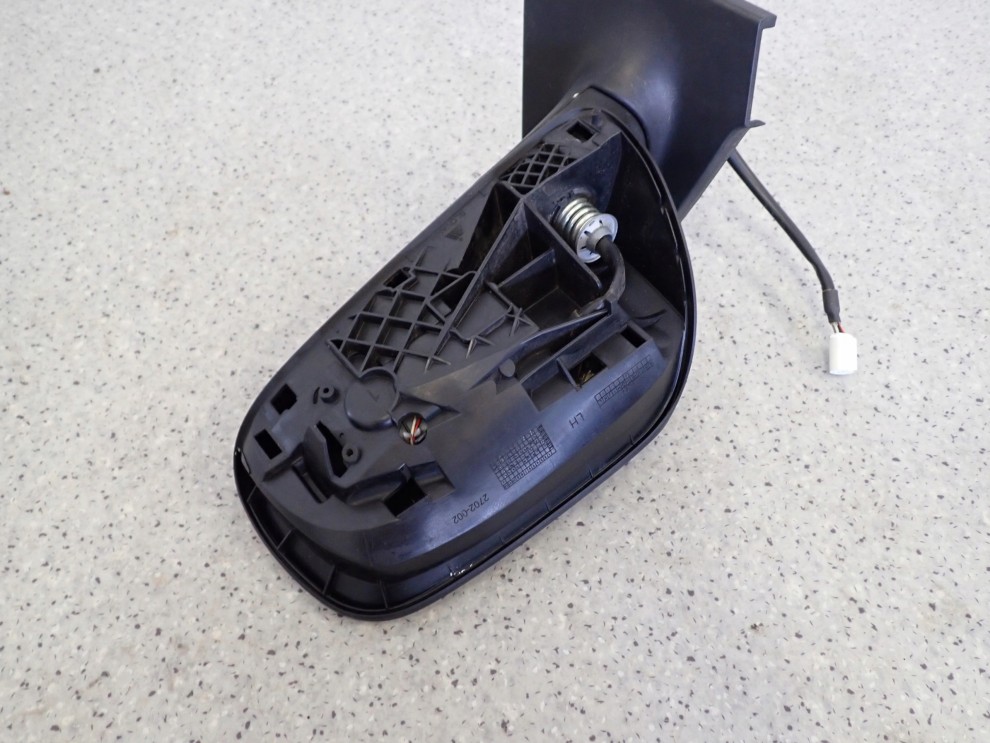 TOYOTA YARIS II 06-11 LUSTERKO LEWE EUROPA 5 PINÓW 5/5