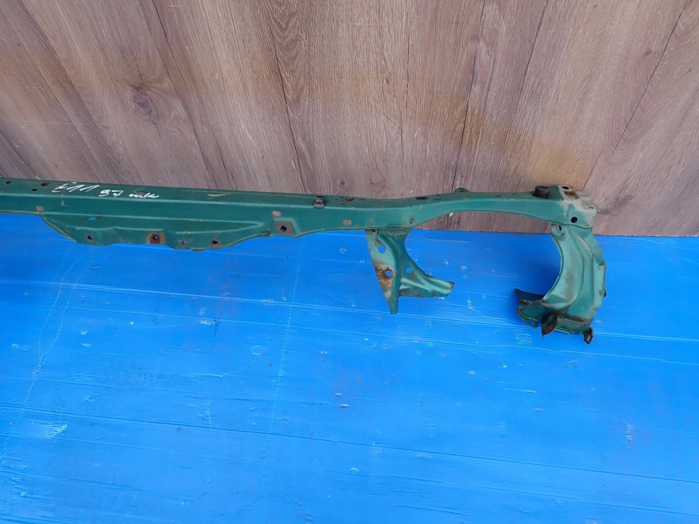 TOYOTA COROLLA E11 97- BELKA GÓRNA PASA PRZENIEGO 3/6