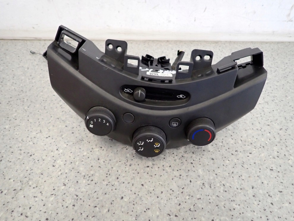 CHEVROLET SPARK 09-15 PANEL STEROWANIA NAWIEWEM 3/7