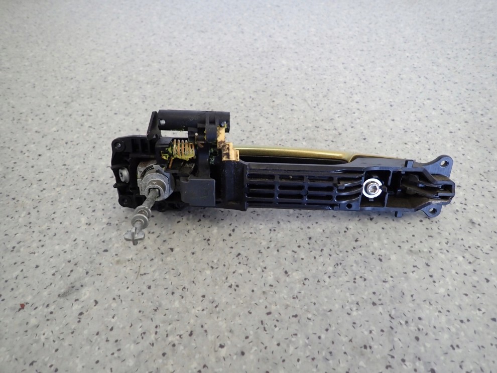 SUZUKI SWIFT 10- MK7 KLAMKA PRZEDNIA LEWA ZUN 4/6