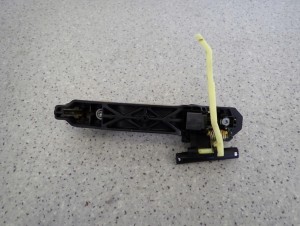 SUZUKI SWIFT 10- MK7 KLAMKA TYLNA LEWA ZUN 7/8 MINIATURA