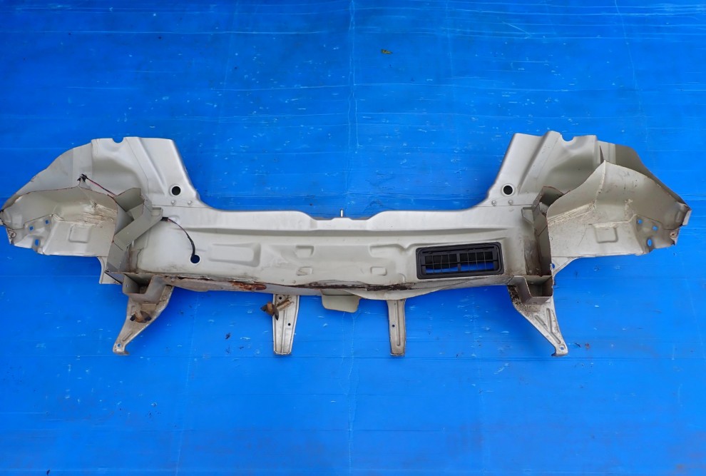 SUZUKI SWIFT III MK6 05-10 PAS TYLNY 4/9