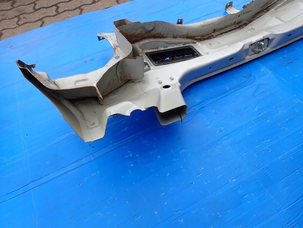 SUZUKI SWIFT III MK6 05-10 PAS TYLNY 8/9