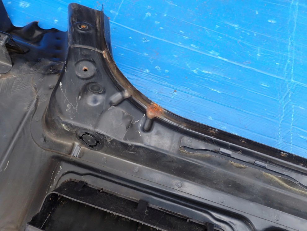 SUZUKI SWIFT III MK6 05-10 PAS TYLNY 7/10