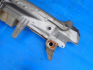 SUZUKI SPLASH 08-14 PAS TYLNY 2/10 MINIATURA