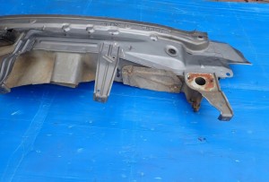 SUZUKI SPLASH 08-14 PAS TYLNY 6/10 MINIATURA