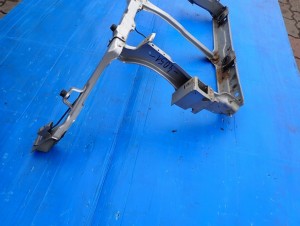 SUZUKI SWIFT III MK6 05-09 PAS PRZEDNI WZMOCNIENIE ZCC 3/10 MINIATURA