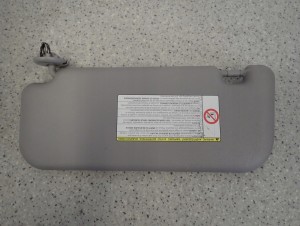 TOYOTA YARIS II 06-11 DASZEK PRZECIWSŁONECZNY PRAWY 3/4 MINIATURA