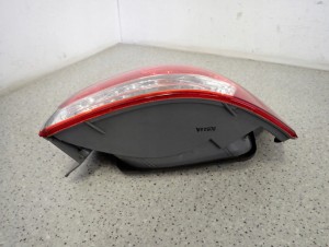 HYUNDAI SONATA 05-09 LAMPA TYLNA PRAWA 6/6 MINIATURA