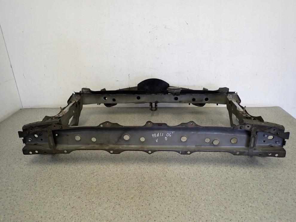 TOYOTA YARIS II 06-09 PAS PRZEDNI WZMOCNIENIE 4/10