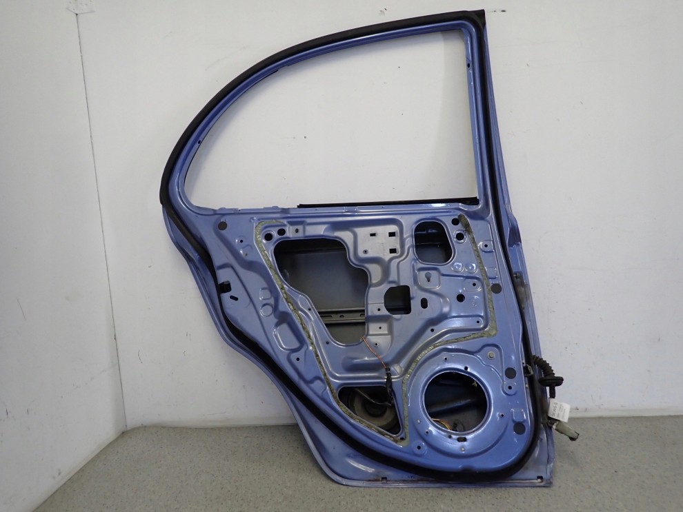 NISSAN MICRA K12 03-10 5d DRZWI TYLNE LEWE T12 11/14