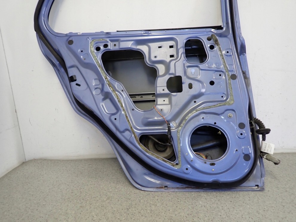 NISSAN MICRA K12 03-10 5d DRZWI TYLNE LEWE T12 12/14