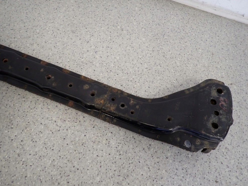 SUZUKI SX4 06-12 BELKA DOLNA PASA PRZEDNIEGO 5/6