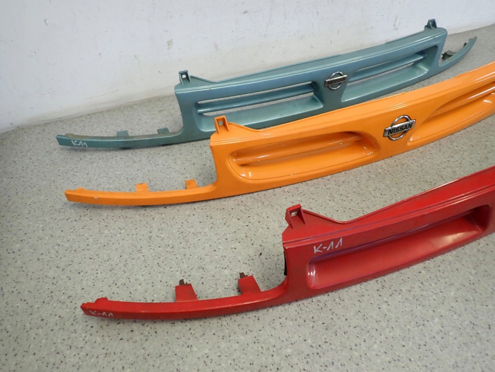 NISSAN MICRA K11 1996-1998 ATRAPA KRATKA GRILL WLOTU 3/6