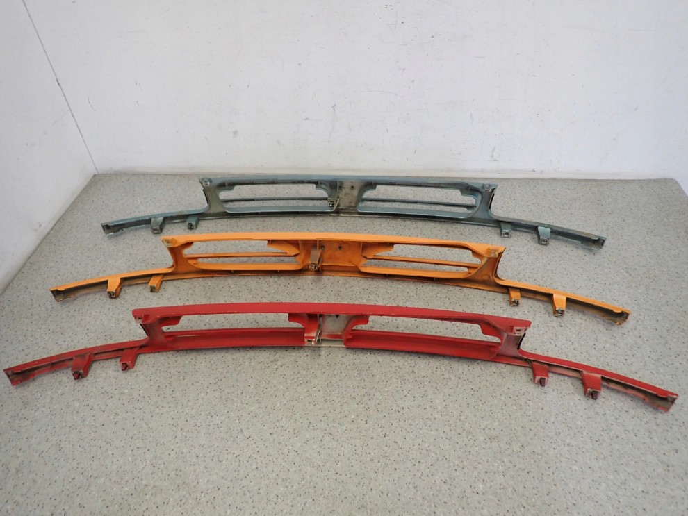 NISSAN MICRA K11 1996-1998 ATRAPA KRATKA GRILL WLOTU 4/6