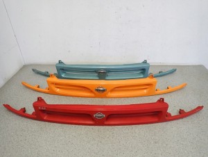 NISSAN MICRA K11 1996-1998 ATRAPA KRATKA GRILL WLOTU 1/6 MINIATURA