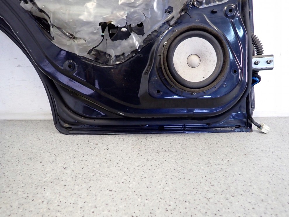 SUZUKI SX4 06-12 DRZWI TYLNE LEWE ZCE 12/14