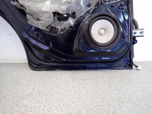 SUZUKI SX4 06-12 DRZWI TYLNE LEWE ZCE 12/14 MINIATURA