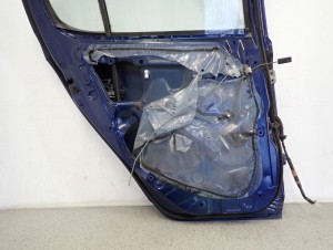 TOYOTA YARIS I 99- JP 5d DRZWI TYLNE LEWE 15/16 MINIATURA