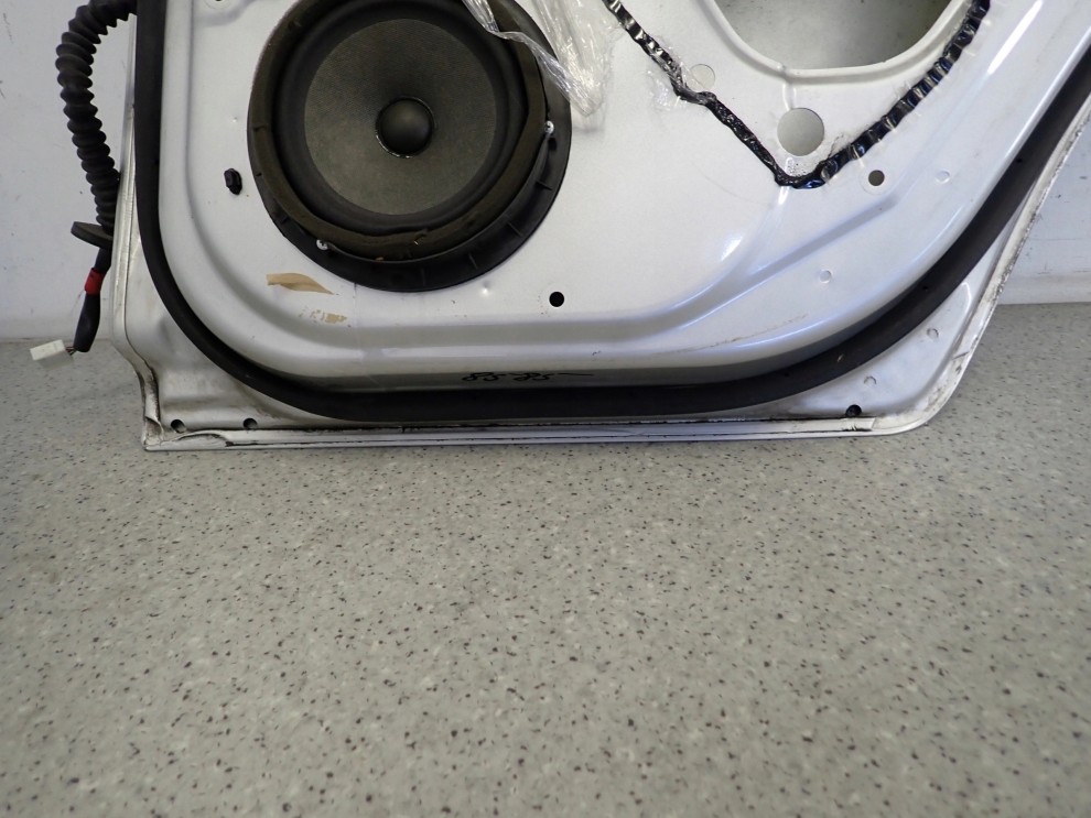 SUZUKI SWIFT 5d MK6 04-09 DRZWI TYLNE PRAWE ZCC 15/15