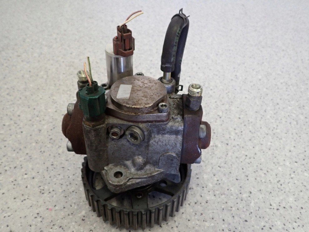 MAZDA6 MAZDA 6 2.0 RF5 02-05 POMPA WTRYSKOWA PALIWA 6/6