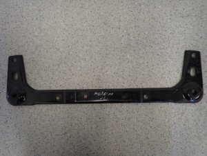 NISSAN NOTE E11 06- BELKA PRZÓD POD SANKI POMOCNICZA 1/4 MINIATURA