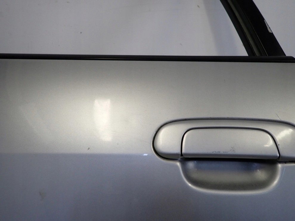 MAZDA PREMACY 99- DRZWI TYLNE LEWE 7/16