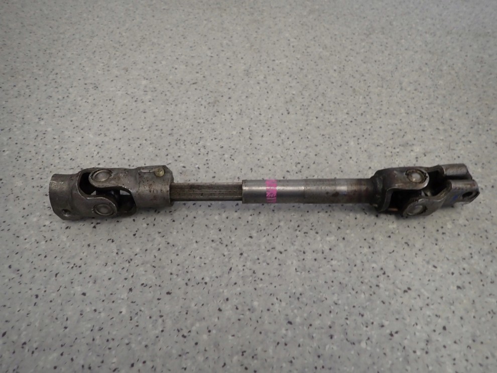 SUZUKI IGNIS 04-08 KRZYŻAK KOLUMNY KIEROWNICZEJ 2/3