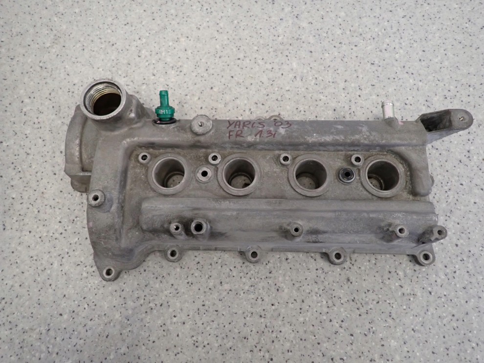 TOYOTA YARIS FR 03-05 2S 1.3i POKRYWA ZAWORÓW 1/7