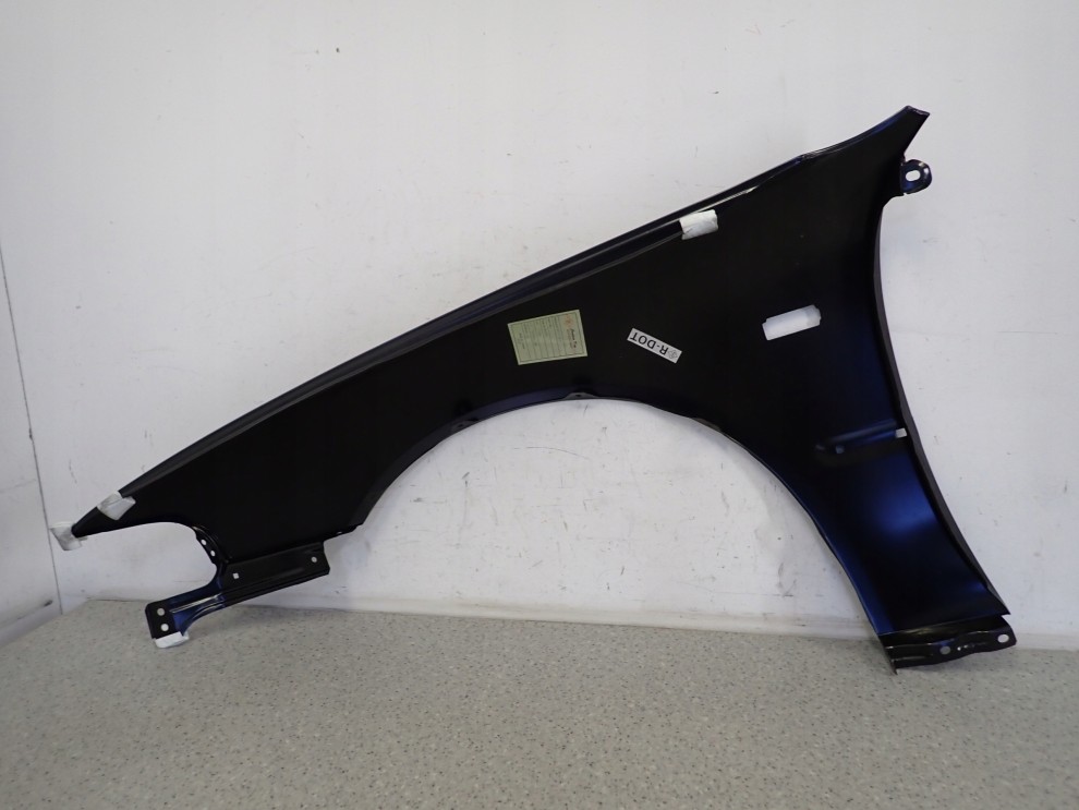 HONDA ACCORD CC V SEDAN 93-95 BŁOTNIK PRZEDNI PRAWY 4/4