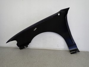 HYUNDAI ACCENT 94-97 BŁOTNIK PRZEDNI PRAWY NOWY 4/4 MINIATURA